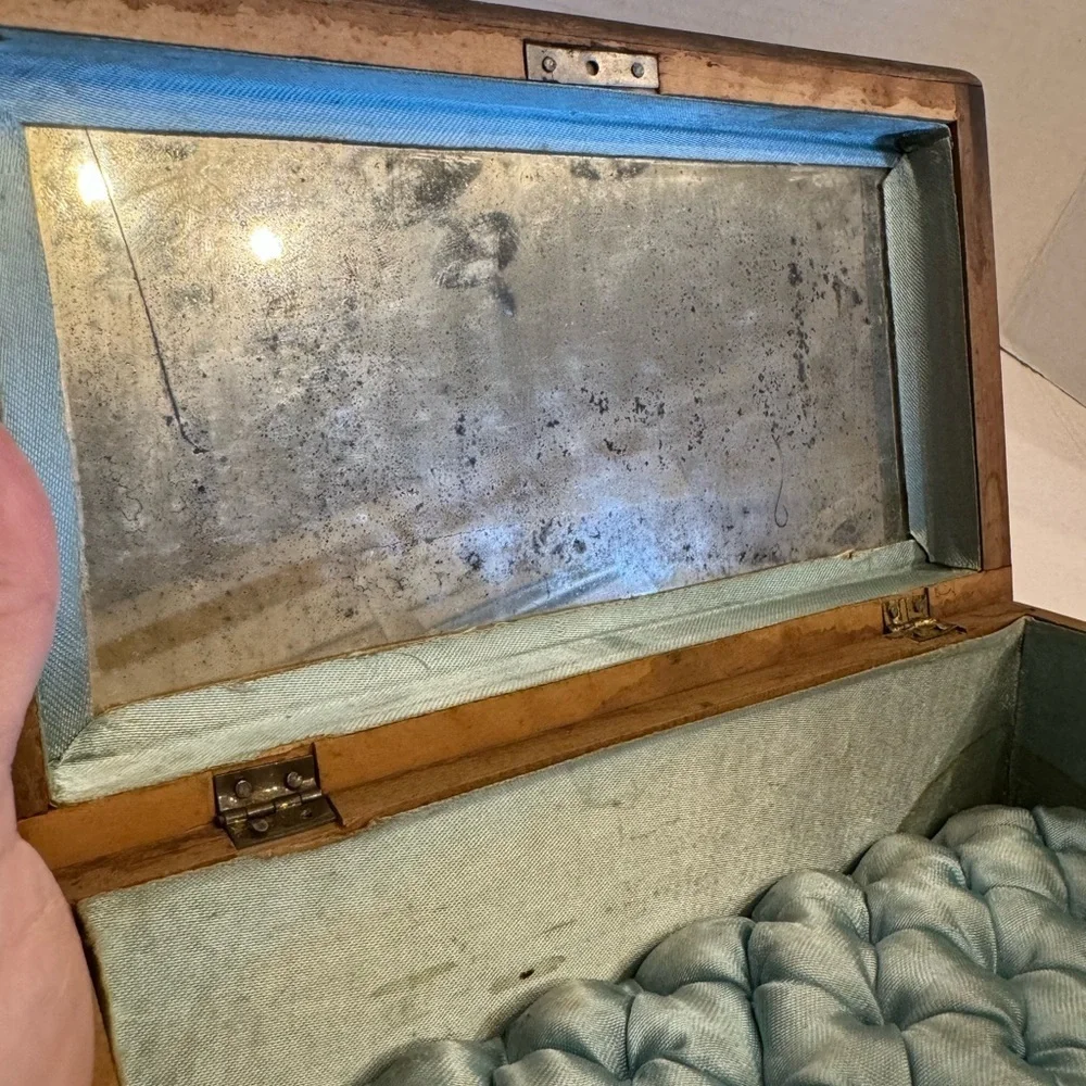 Antique Olive Wood Italian Vanity Box Olive Keepsake Jewelry Holder Decor VTG